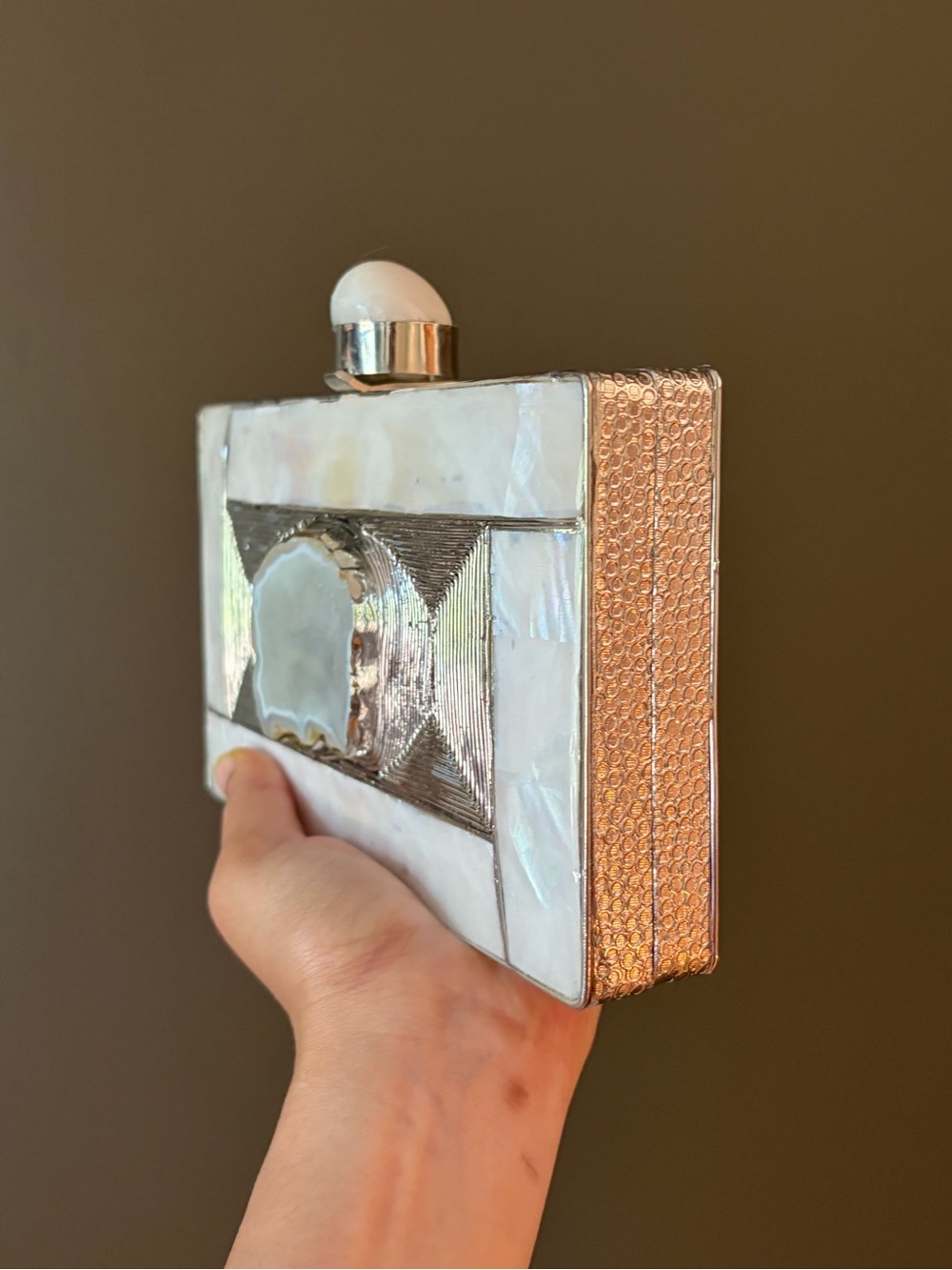 Mother-of-Pearl Agate Accent Decorative Clutch - White - Picture 3 of 9